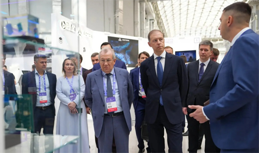 Мантуров